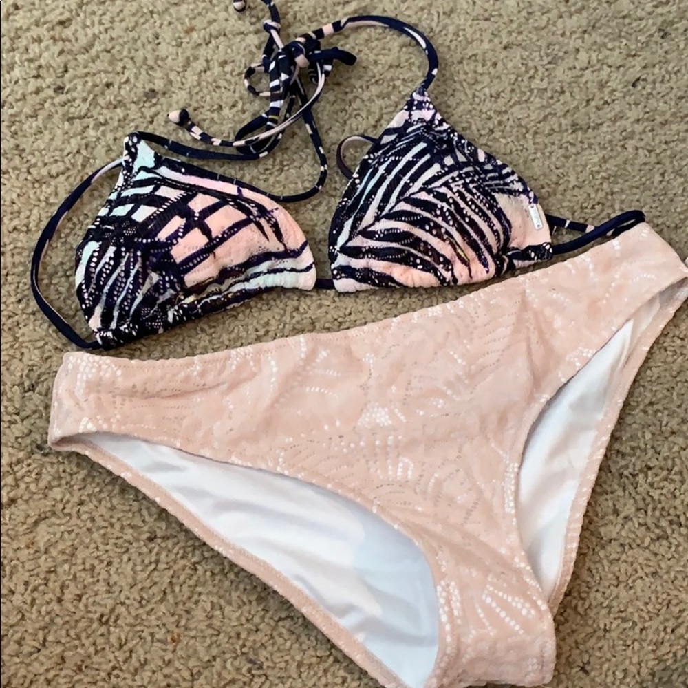 VS PINK Bikini set, NWT